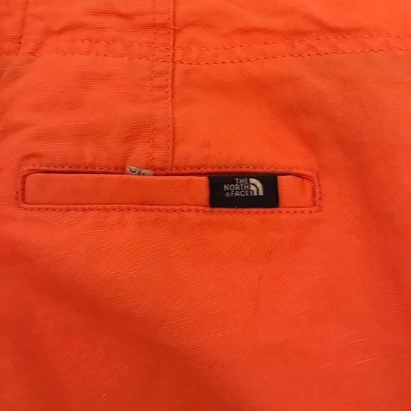 The North Face Coral Shorts - Picture 4 of 4